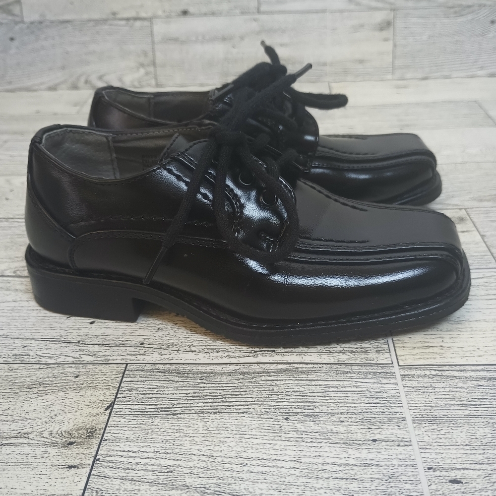 Stacy Adams dress shoes boys size 7.5